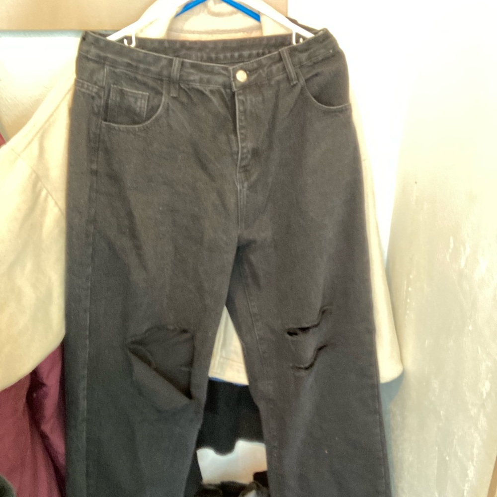 Boyfriend jeans ripped